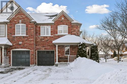 90 Collis Drive, Aurora, ON - Outdoor