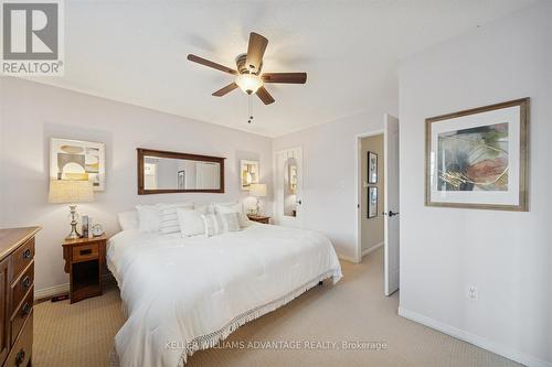 90 Collis Drive, Aurora, ON - Indoor Photo Showing Bedroom
