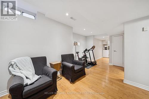 90 Collis Drive, Aurora, ON - Indoor