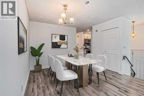 39 Bermuda Drive, Calgary, AB - Indoor Photo Showing Dining Room