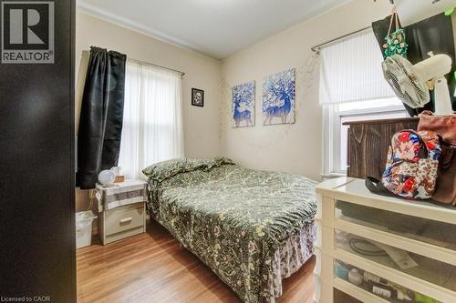 56 Lilac Street, Kitchener, ON - Indoor Photo Showing Bedroom