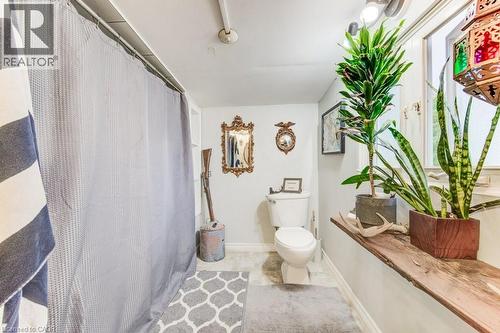 56 Lilac Street, Kitchener, ON - Indoor Photo Showing Bathroom