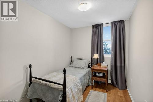 350 Quigley Road Unit# 232, Hamilton, ON - Indoor Photo Showing Bedroom