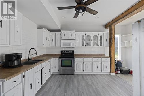 2521 U Line Rd, Hilton, ON - Indoor Photo Showing Kitchen With Double Sink