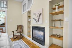 Double sided fire place - 