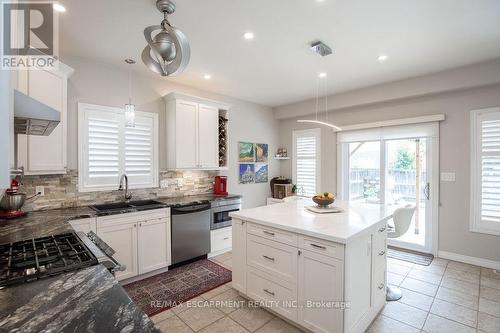 15 Meadowbank Drive, Hamilton, ON - Indoor Photo Showing Kitchen With Double Sink