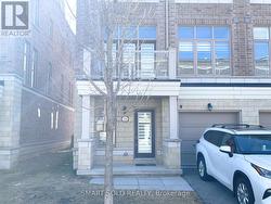 26 CORNERBANK CRESCENT  Whitchurch-Stouffville, ON L4A 1X1