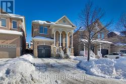 9 WHITE BEACH CRESCENT  Vaughan, ON L6A 0R1