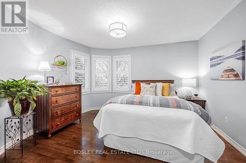 6358 Lisgar Drive, Mississauga, ON - Indoor Photo Showing Bedroom