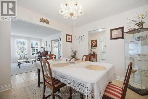 6330 Lorca Crescent, Mississauga, ON - Indoor Photo Showing Dining Room