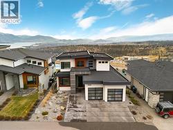 1130 Ledgeview Court  Kelowna, BC V1W 5M6