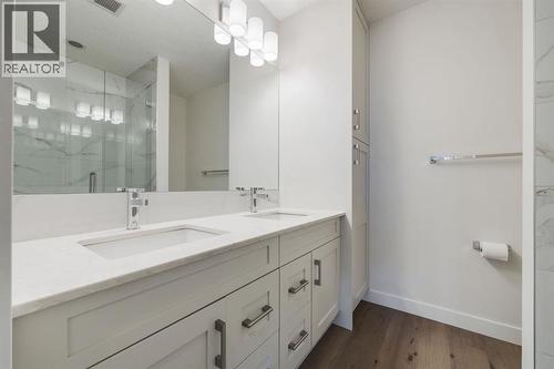 117, 30 Walgrove  Se, Calgary, AB - Indoor Photo Showing Bathroom
