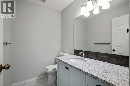 104 Cove Crescent, Chestermere, AB - Indoor Photo Showing Bathroom