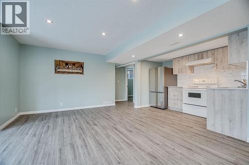 104 Cove Crescent, Chestermere, AB - Indoor Photo Showing Kitchen