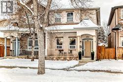 252 18 Avenue NW  Calgary, AB T2M 0T1