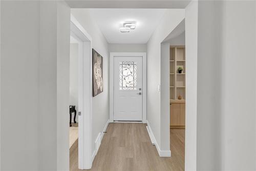 241 Campbell Street, Winnipeg, MB - Indoor Photo Showing Other Room