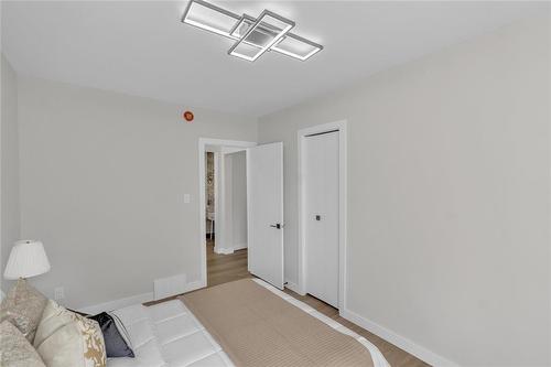 241 Campbell Street, Winnipeg, MB - Indoor