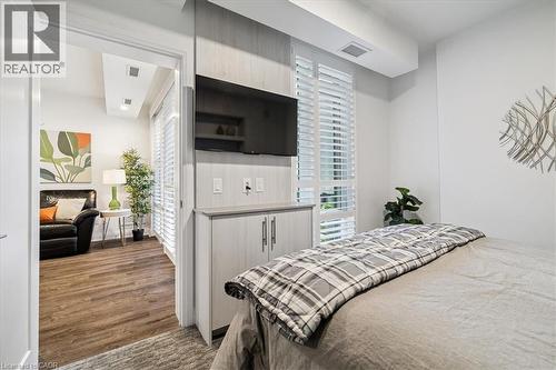 16 Concord Place Unit# 150, Grimsby, ON - Indoor Photo Showing Bedroom