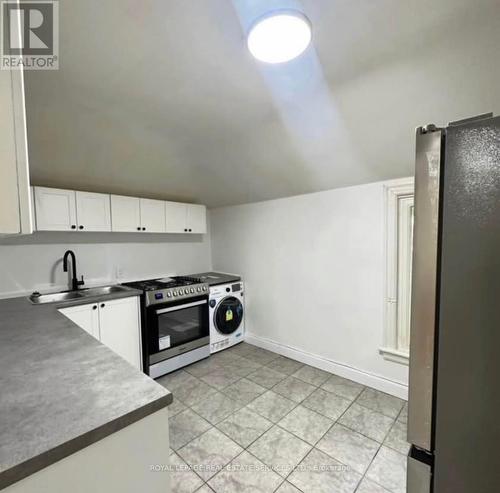 216 John Street N, Hamilton, ON - Indoor Photo Showing Other Room