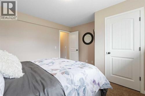 164 Hillcrest Boulevard, Strathmore, AB - Indoor Photo Showing Bedroom
