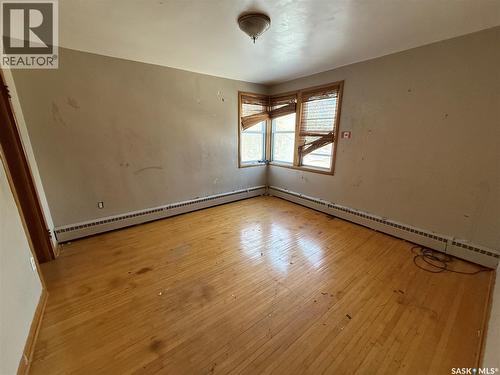 304 3Rd Avenue Sw, Eston, SK - Indoor Photo Showing Other Room