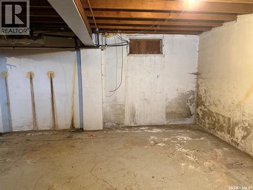 304 3Rd Avenue Sw, Eston, SK - Indoor Photo Showing Basement