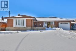 7 ROSEGLEN Crescent  Toronto, ON M3N 1G7