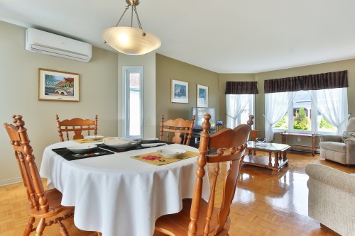 Salle à manger - 292 Rue Louis-Pasteur, Saint-Jean-Sur-Richelieu, QC - Indoor Photo Showing Dining Room