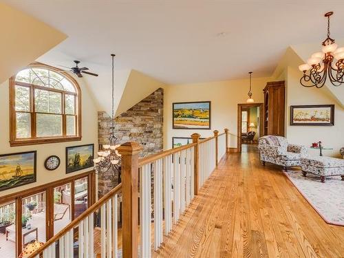 Mezzanine - 199 Ch. Du Mont-Écho, Lac-Brome, QC - Indoor Photo Showing Other Room