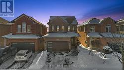 5836 TERRAPARK TRAIL  Mississauga, ON L5M 6S1