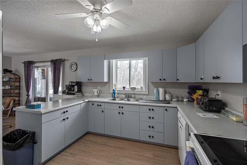 24032 Ridge Rd, Kleefeld, MB 