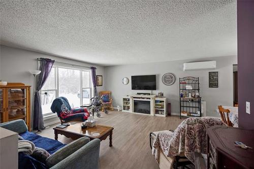 24032 Ridge Rd, Kleefeld, MB 