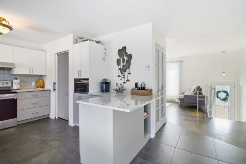 Cuisine - 25 Rue De Lannion, Gatineau (Masson-Angers), QC - Indoor Photo Showing Kitchen With Upgraded Kitchen