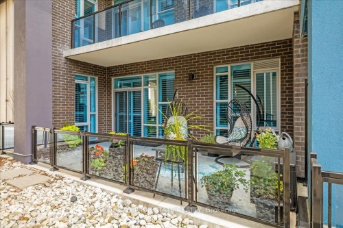 150-16 Concord Place, Grimsby, ON - Outdoor