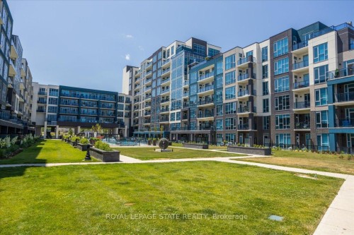 150-16 Concord Place, Grimsby, ON - Outdoor With Facade