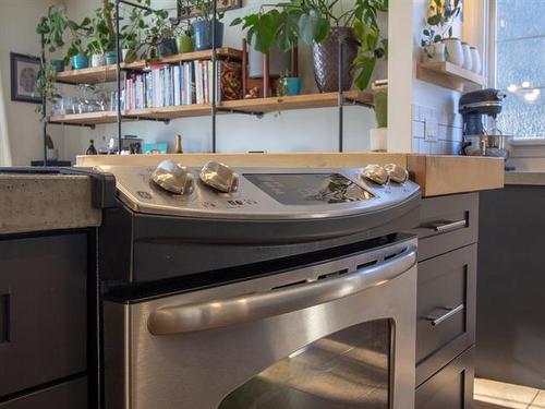 1013 Warsaw Ave, Winnipeg, MB 