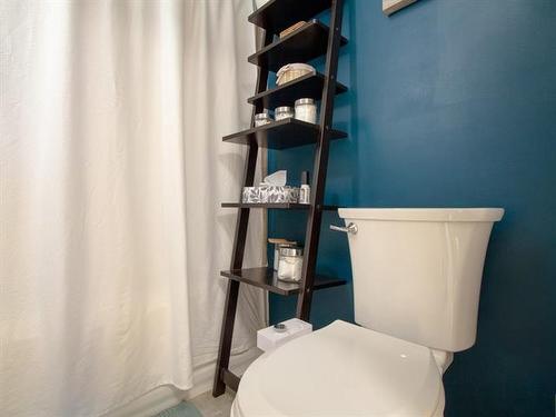 1013 Warsaw Ave, Winnipeg, MB 