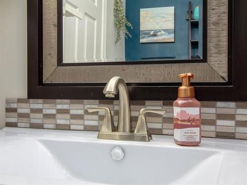 1013 Warsaw Ave, Winnipeg, MB 