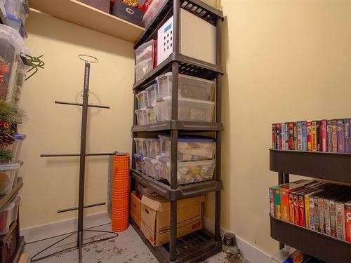 1013 Warsaw Ave, Winnipeg, MB 