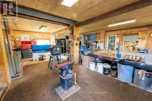 608 Copper Cliff Road, Neebing, ON - Indoor