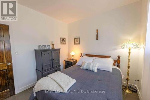608 Copper Cliff Road, Neebing, ON - Indoor Photo Showing Bedroom