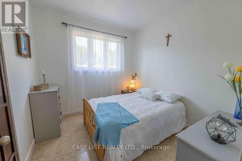 608 Copper Cliff Road, Neebing, ON - Indoor Photo Showing Bedroom