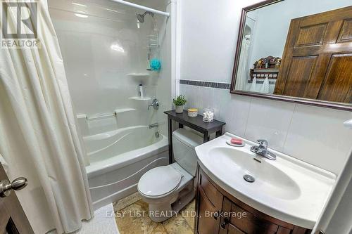 608 Copper Cliff Road, Neebing, ON - Indoor Photo Showing Bathroom