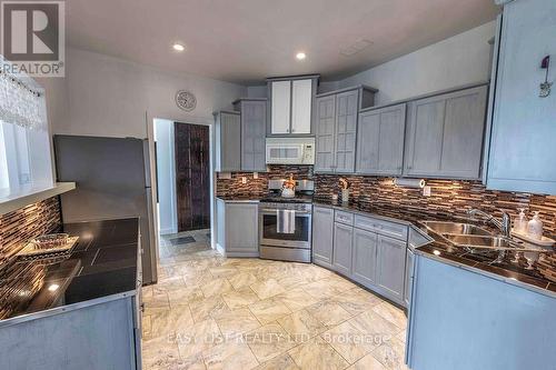 608 Copper Cliff Road, Neebing, ON - Indoor Photo Showing Kitchen With Double Sink With Upgraded Kitchen