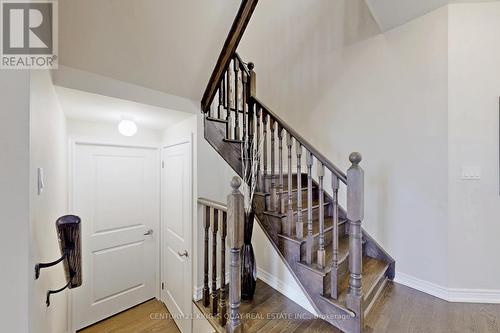 521 Mcgregor Farm Trail, Newmarket, ON - Indoor Photo Showing Other Room