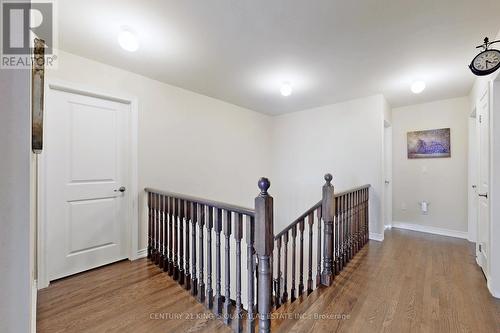 521 Mcgregor Farm Trail, Newmarket, ON - Indoor Photo Showing Other Room