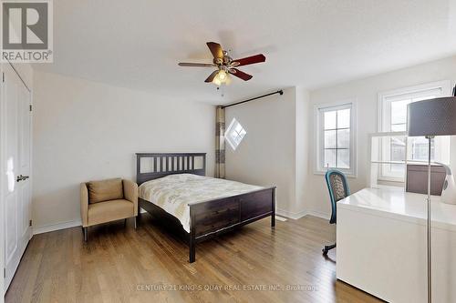 521 Mcgregor Farm Trail, Newmarket, ON - Indoor Photo Showing Bedroom