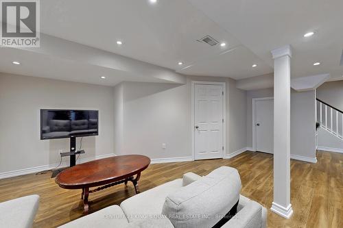 521 Mcgregor Farm Trail, Newmarket, ON - Indoor