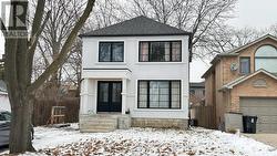 10 DOMINION ROAD  Toronto, ON M8W 1J1