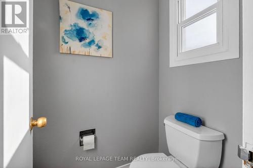 187 Birch Hill Private, Ottawa, ON - Indoor Photo Showing Bathroom
